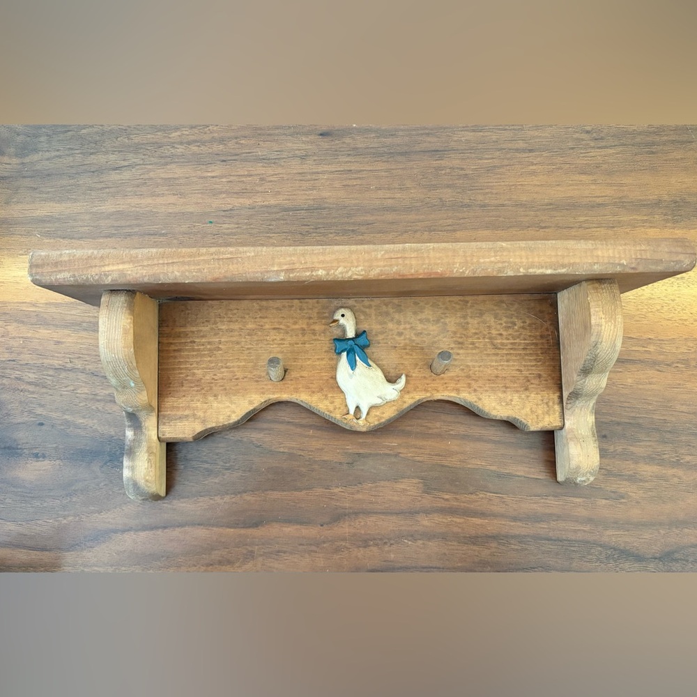 Rustic Brown Wooden Wall Hook with Duck Design
